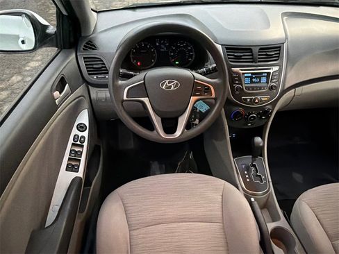 Used 2017 Hyundai Accent SE image 17