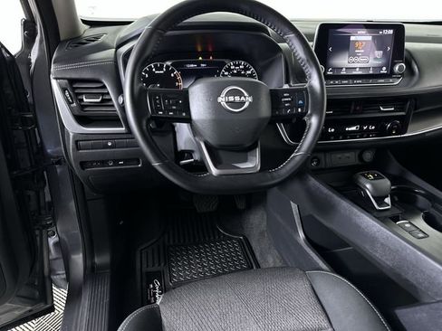 Used 2025 Nissan Rogue SV AWD/4WD image 21