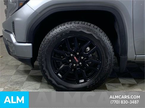 Used 2025 GMC Sierra 1500 Elevation w/ Preferred Package image 14