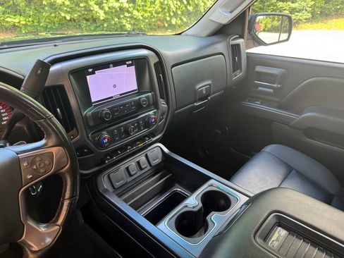 Used 2016 GMC Sierra 1500 SLT w/ All Terrain X Package AWD/4WD image 23