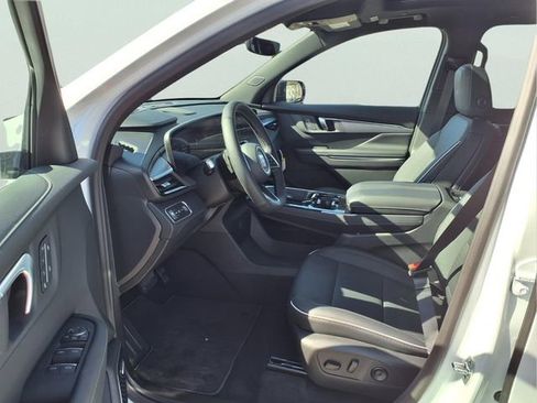 New 2026 Buick Enclave Sport Touring w/ Power Package image 17