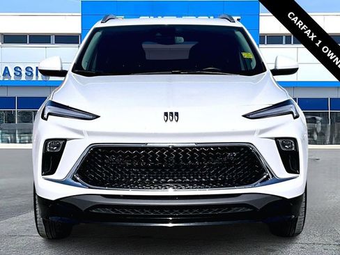 Used 2024 Buick Encore GX Sport Touring w/ Comfort Package image 2