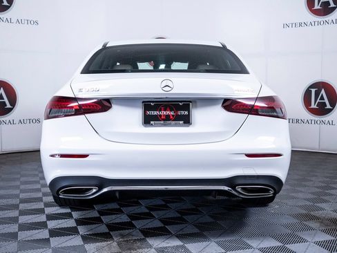 Used 2022 Mercedes-Benz E 350 4MATIC Sedan image 6
