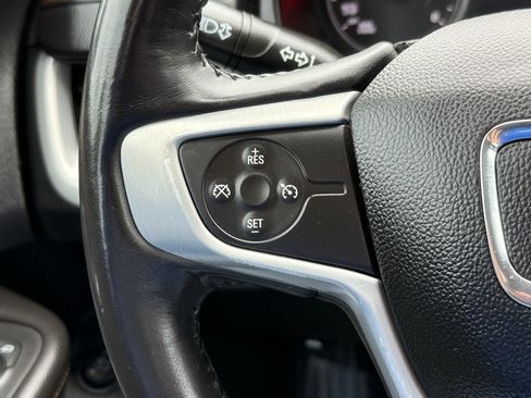 Used 2019 GMC Terrain SLE w/ Driver Convenience Package image 24