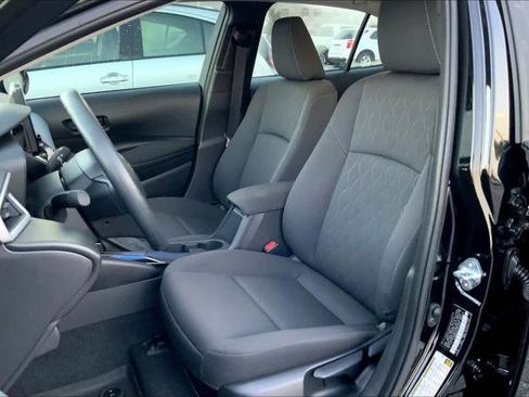 Certified 2025 Toyota Corolla LE image 7