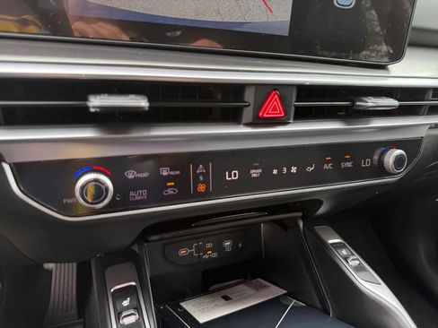New 2026 Kia Sorento EX AWD/4WD image 17