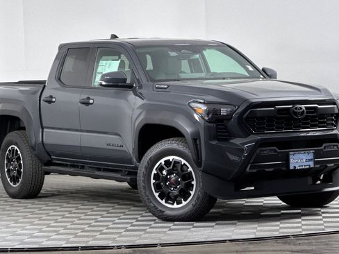 New 2025 Toyota Tacoma TRD Off-Road image 2