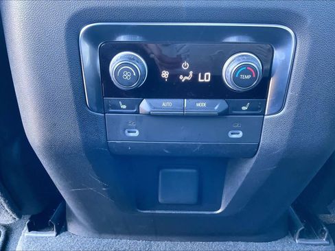 Used 2021 Chevrolet Tahoe High Country image 33