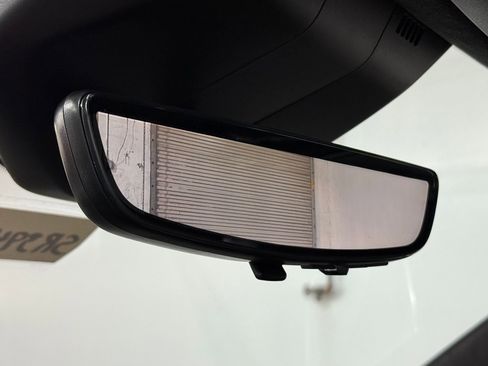 New 2025 Cadillac Escalade ESV Premium Luxury Platinum image 17