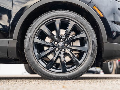 Used 2021 Lincoln Nautilus Reserve w/ Monochromatic Package image 9