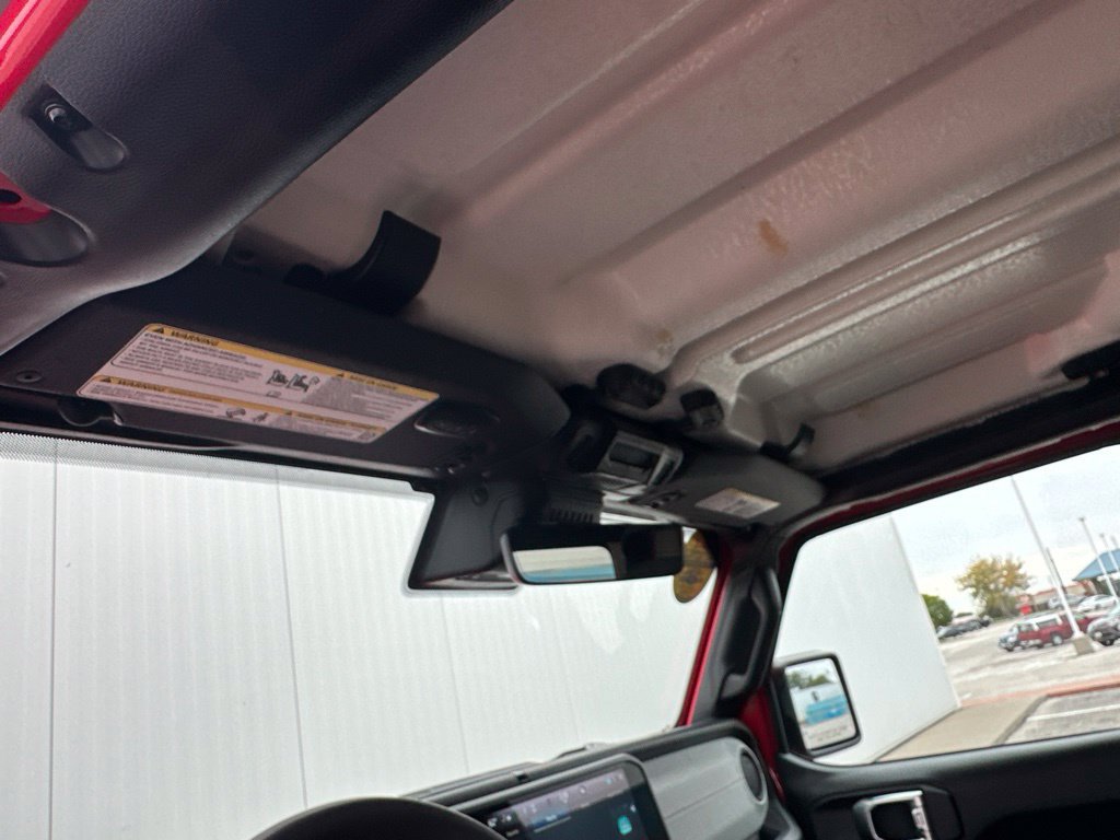 Used 2024 Jeep Gladiator Sport AWD/4WD image 17