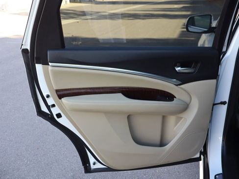 Used 2019 Acura MDX SH-AWD image 26