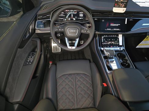 New 2026 Audi SQ8 Prestige image 37