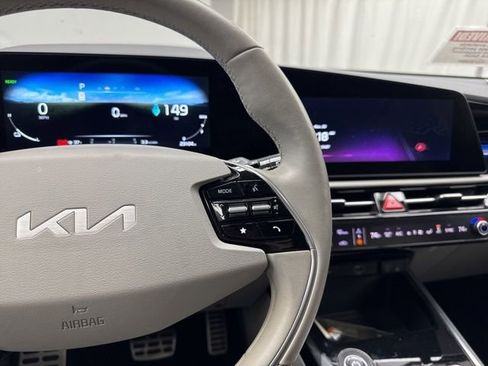 Used 2023 Kia Niro Wave w/ Wave Preserve Package image 21