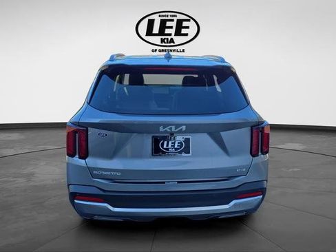 New 2026 Kia Sorento EX FWD image 6