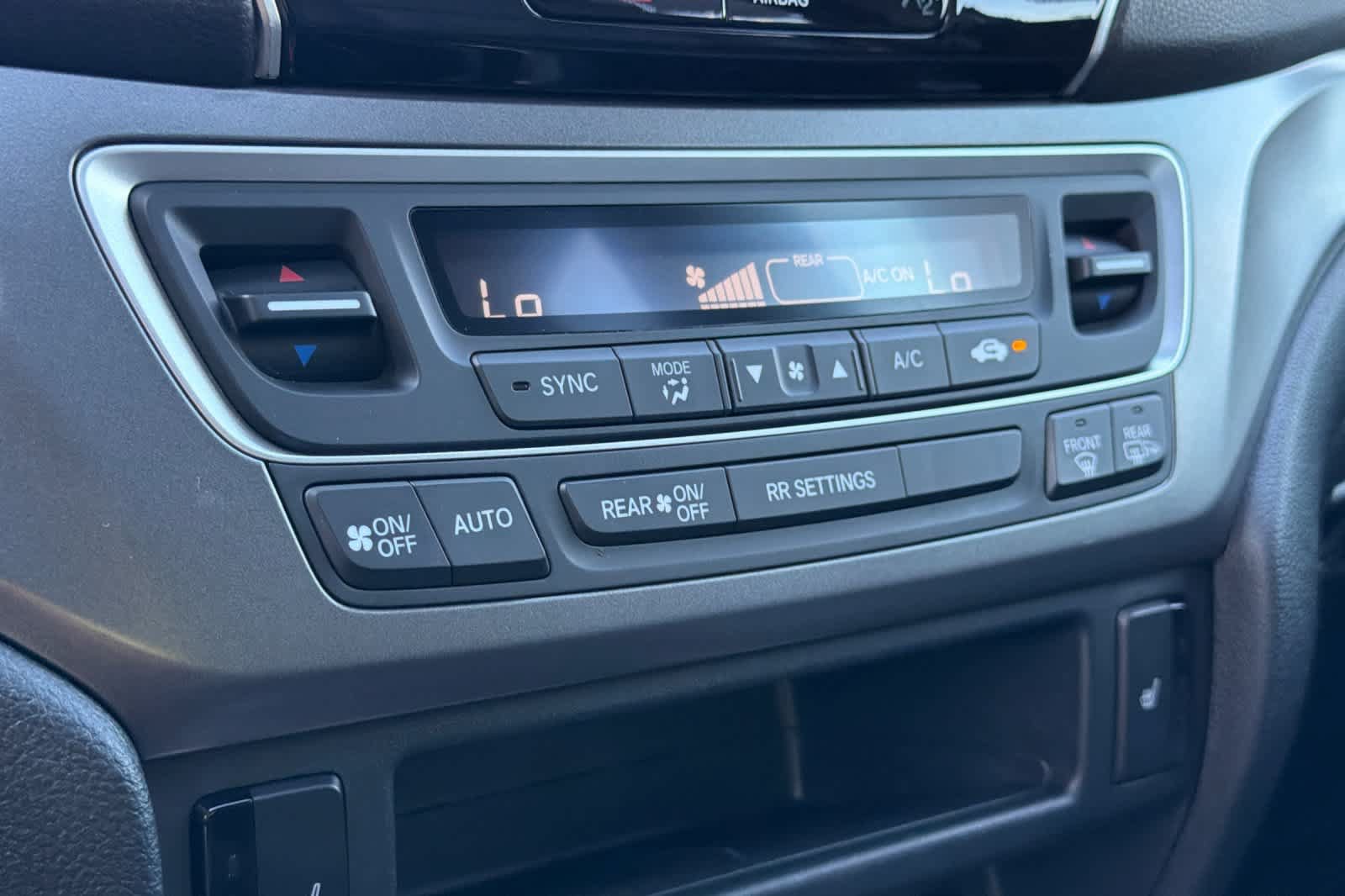 Used 2023 Honda Passport EX-L image 22