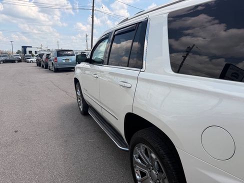 Used 2015 GMC Yukon Denali w/ Open Road Package AWD/4WD image 9