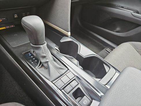 Used 2025 Toyota Camry LE FWD image 26