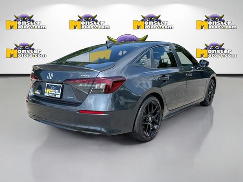 Used 2025 Honda Civic Sport image 5