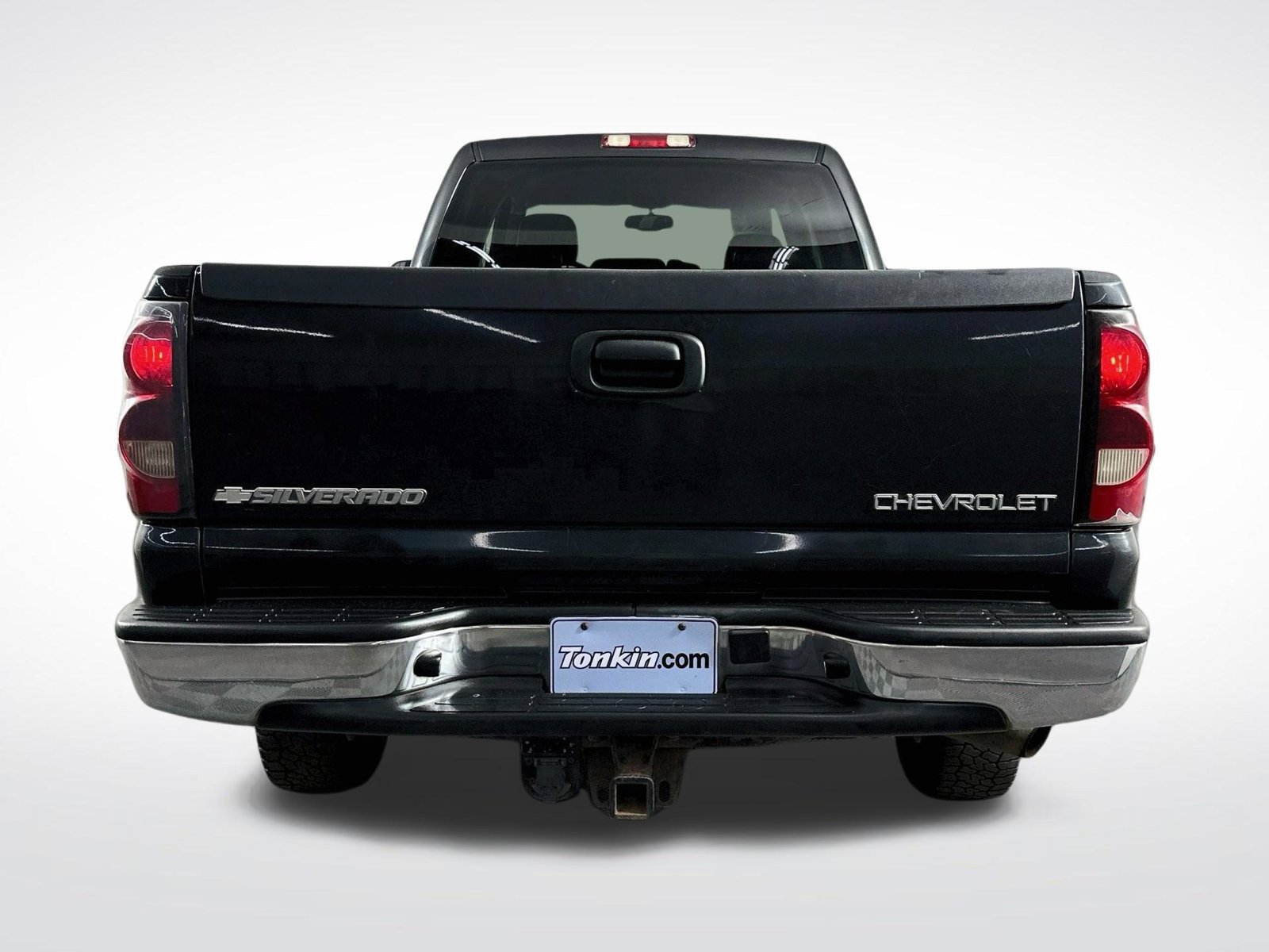 Used 2004 Chevrolet Silverado 2500 LT w/ Skid Plate Package AWD/4WD image 7