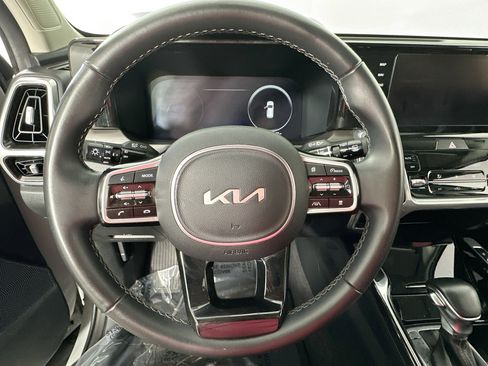 Used 2023 Kia Sorento SX image 11