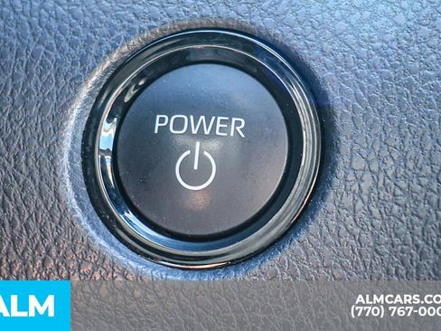 Used 2025 Toyota Camry LE image 46