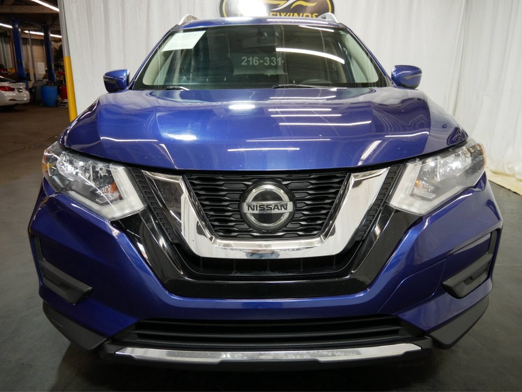 Used 2018 Nissan Rogue SV AWD/4WD image 2