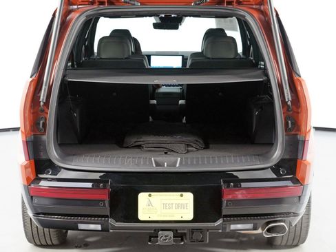 Used 2024 Hyundai Santa Fe Calligraphy image 9