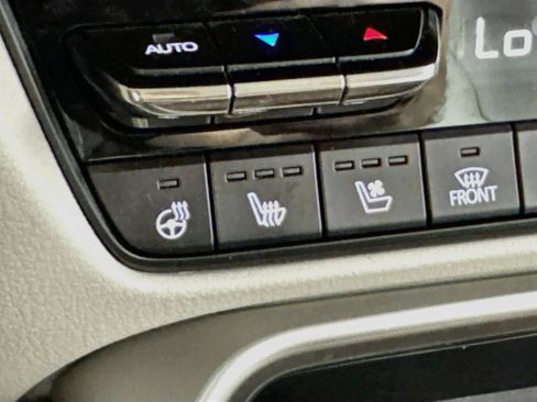 Used 2024 MAZDA CX-90 Plug-In Hybrid w/ Premium Plus AWD/4WD image 4