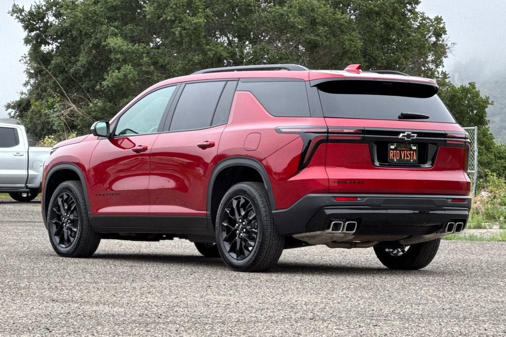 New 2026 Chevrolet Traverse LT w/ Midnight/Sport Edition FWD image 6