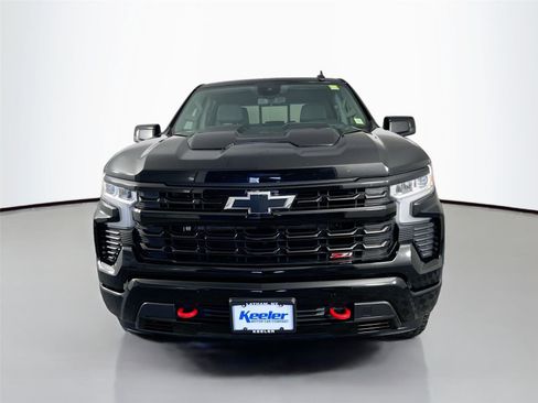 Used 2023 Chevrolet Silverado 1500 LT Trail Boss w/ Convenience Package II image 9