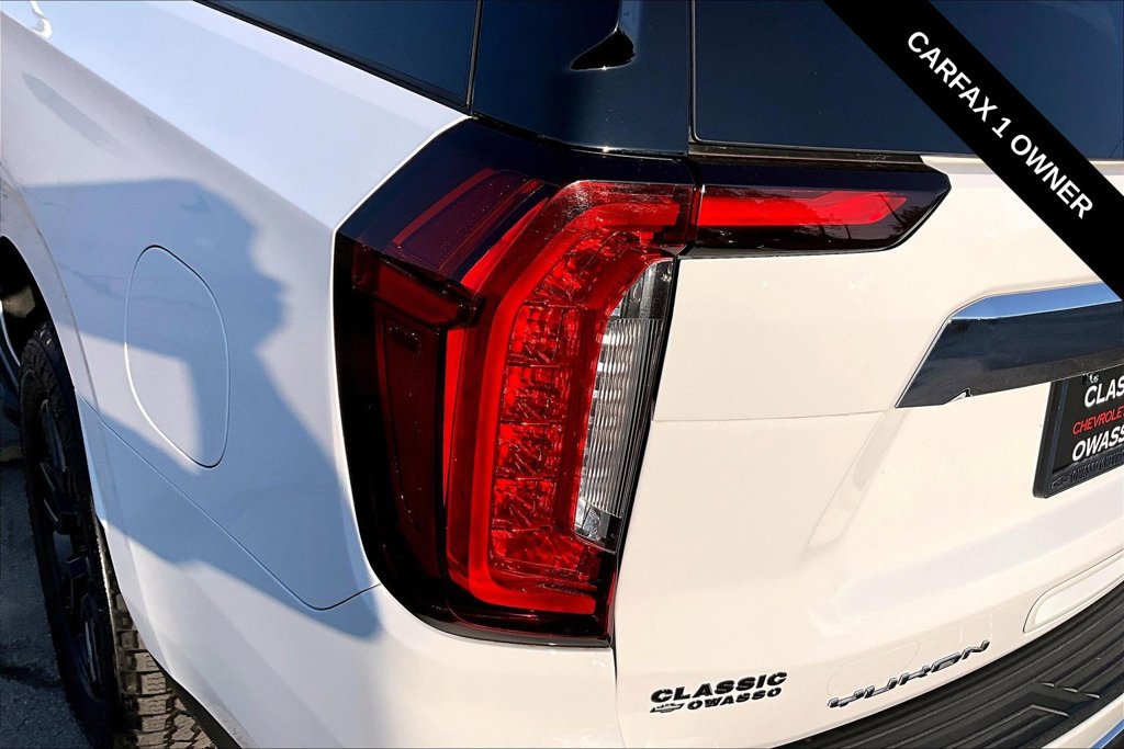 Used 2023 GMC Yukon XL SLT AWD/4WD image 22