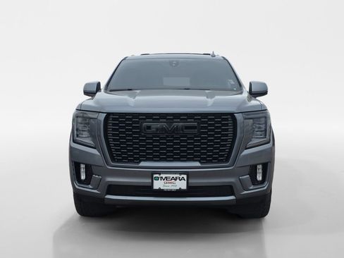 Used 2022 GMC Yukon XL Denali AWD/4WD image 10