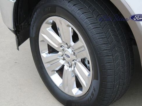 Used 2019 Ford F150 Lariat w/ Equipment Group 502A Luxury image 9