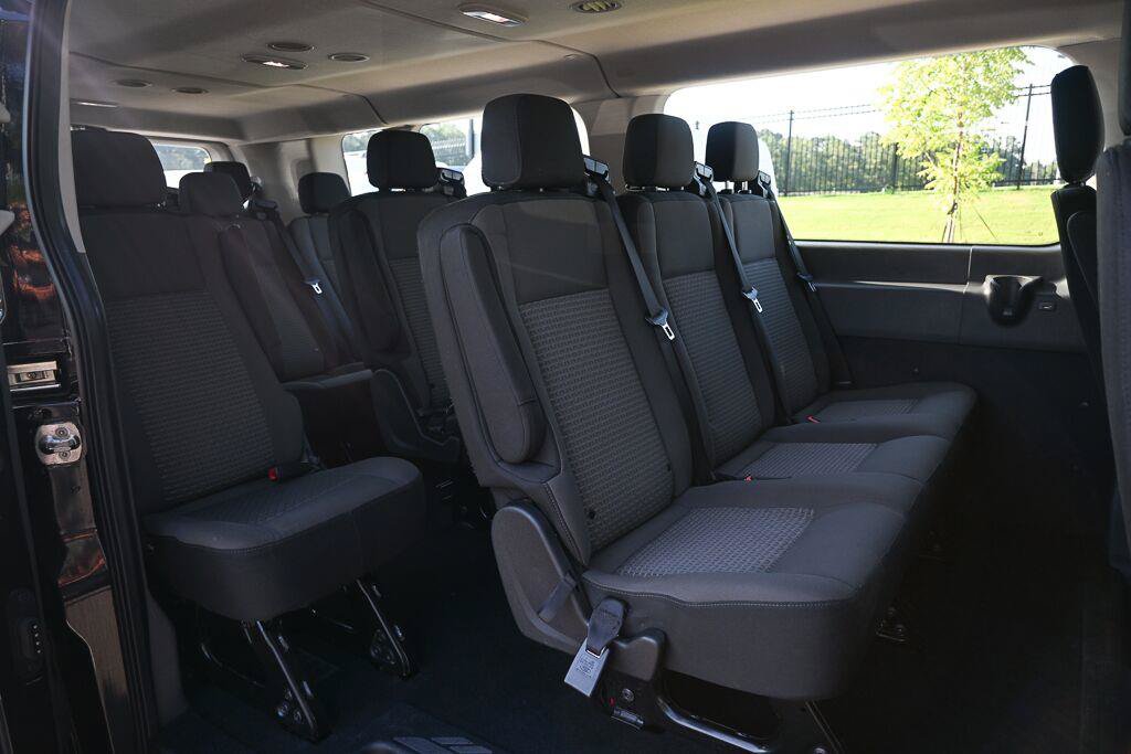 Used 2025 Ford Transit 350 XLT RWD image 19