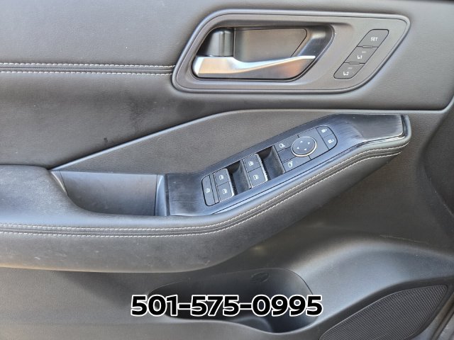 Used 2023 Nissan Rogue SL w/ SL Premium Package FWD image 34