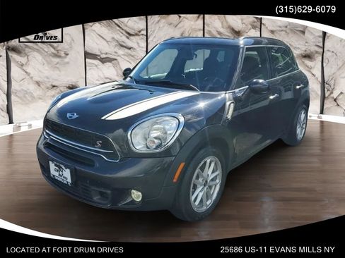 Used 2016 MINI Cooper Countryman S FWD image 1
