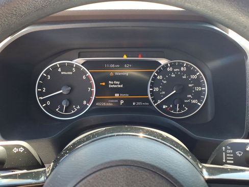 Used 2023 Nissan Rogue SV FWD image 20
