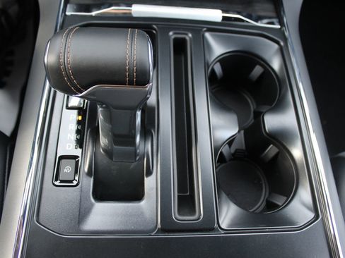 New 2025 Ford F150 Lightning Lariat image 25