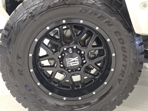 Used 2017 RAM 2500 Laramie w/ Off Road Package AWD/4WD image 44