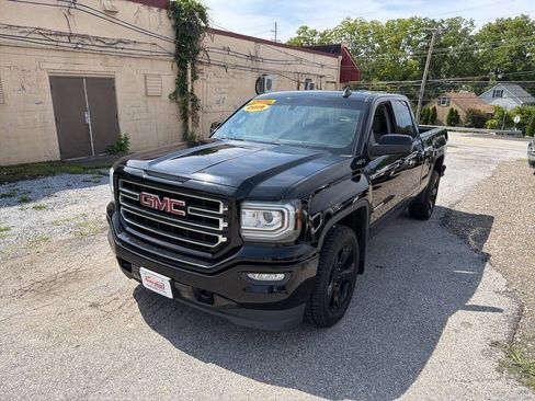 Used 2019 GMC Sierra 1500 Limited w/ Elevation Edition AWD/4WD image 2