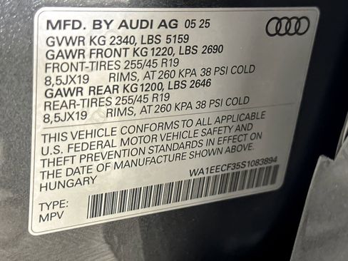 Used 2025 Audi Q3 2.0T Premium Plus w/ Premium Plus Package AWD/4WD image 26