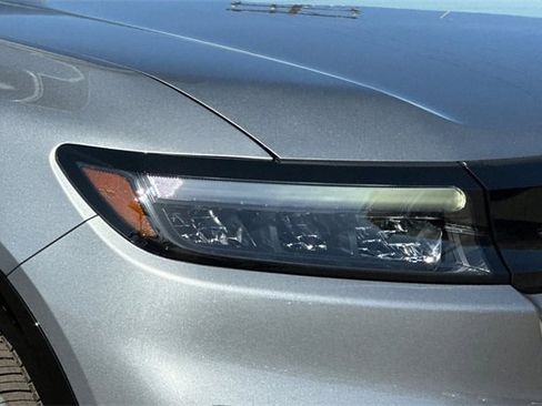 Used 2025 Honda Prologue Touring image 32