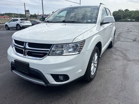 Used 2014 Dodge Journey SXT w/ Flexible Seating Group AWD/4WD image 10