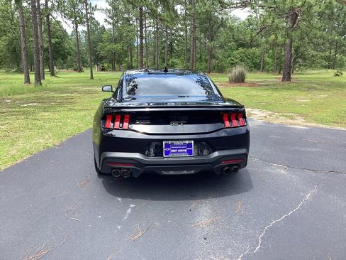 Used 2024 Ford Mustang GT Premium RWD image 4