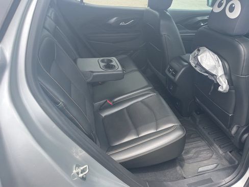Used 2019 GMC Terrain SLT w/ Preferred Package AWD/4WD image 8