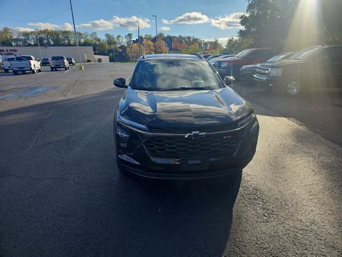 Used 2024 Chevrolet Trax RS image 7