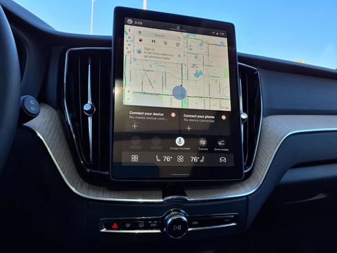 New 2026 Volvo XC60 B5 Plus w/ Protection Package Premier image 15