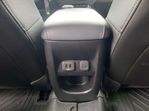 Used 2019 Chevrolet Colorado Z71 AWD/4WD image 61