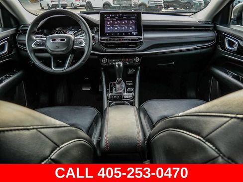Used 2022 Jeep Compass Trailhawk AWD/4WD image 30